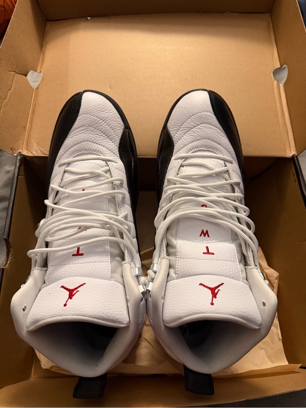 Jordan 12 Sneakers